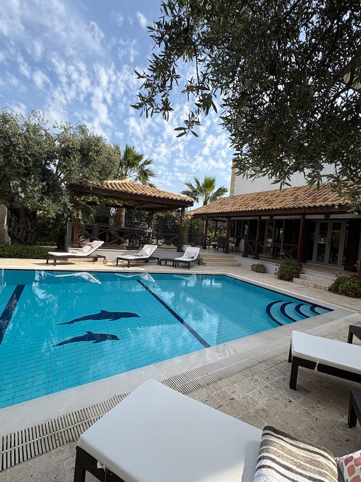 North Cyprus Luxury Villa - Cyprus