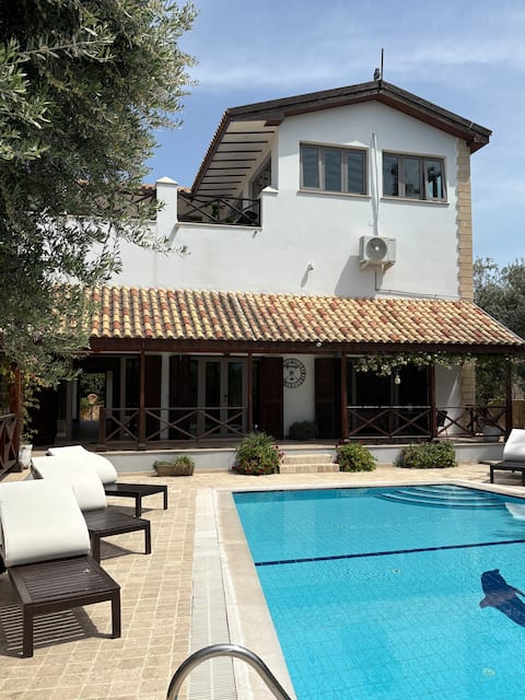 North Cyprus Luxury Villa