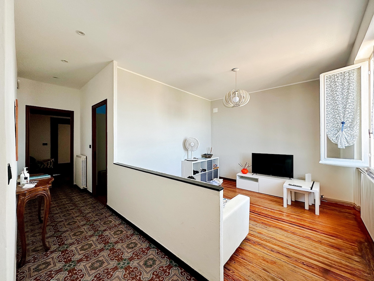 Airbnb con migliori performance: Otto's house - beachfront apartment a Chiavari