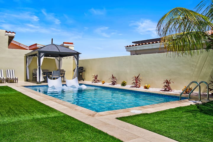 Backyard & Gazebo: 3br Oasis Home - Aruba