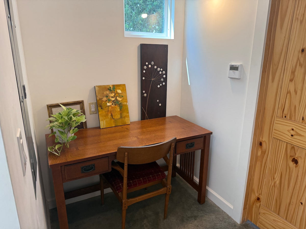 SoCo Love Loft