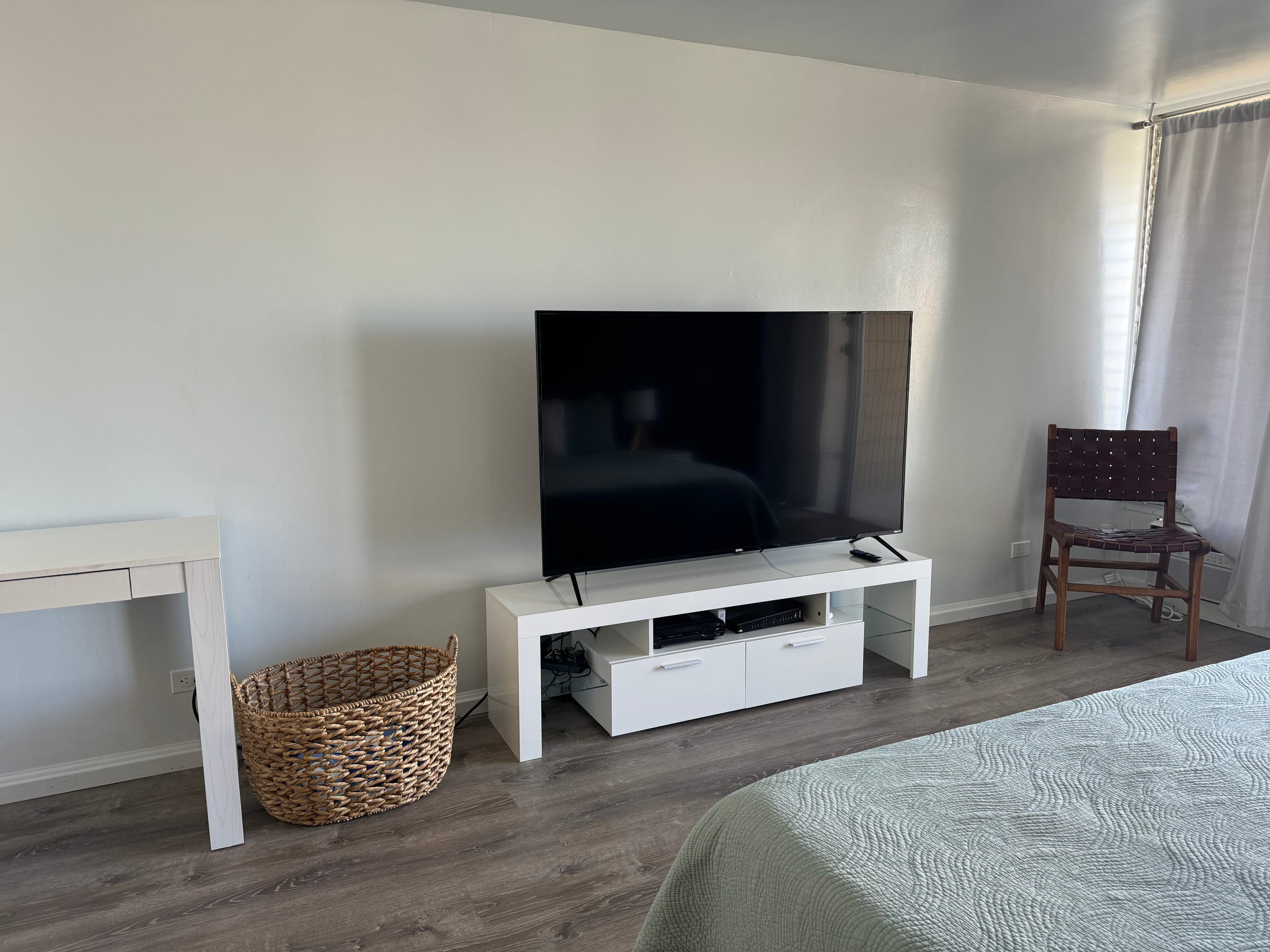 Hotel in Honolulu · ★4.86 · Studio · 1 bed · 1 private bath - Image 3