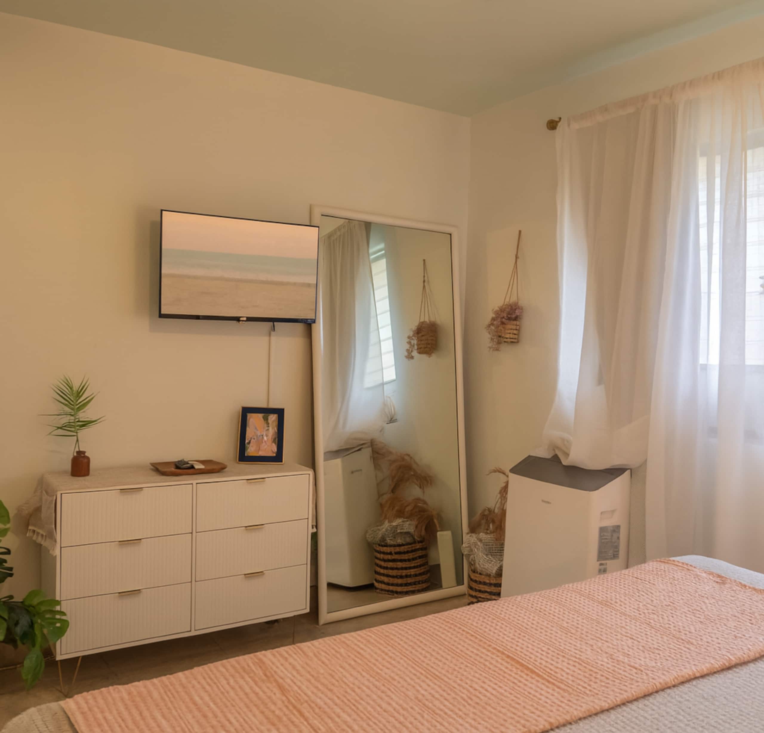 Condo in Kihei · ★4.93 · 1 bedroom · 2 beds · 1 private bath - Image 11
