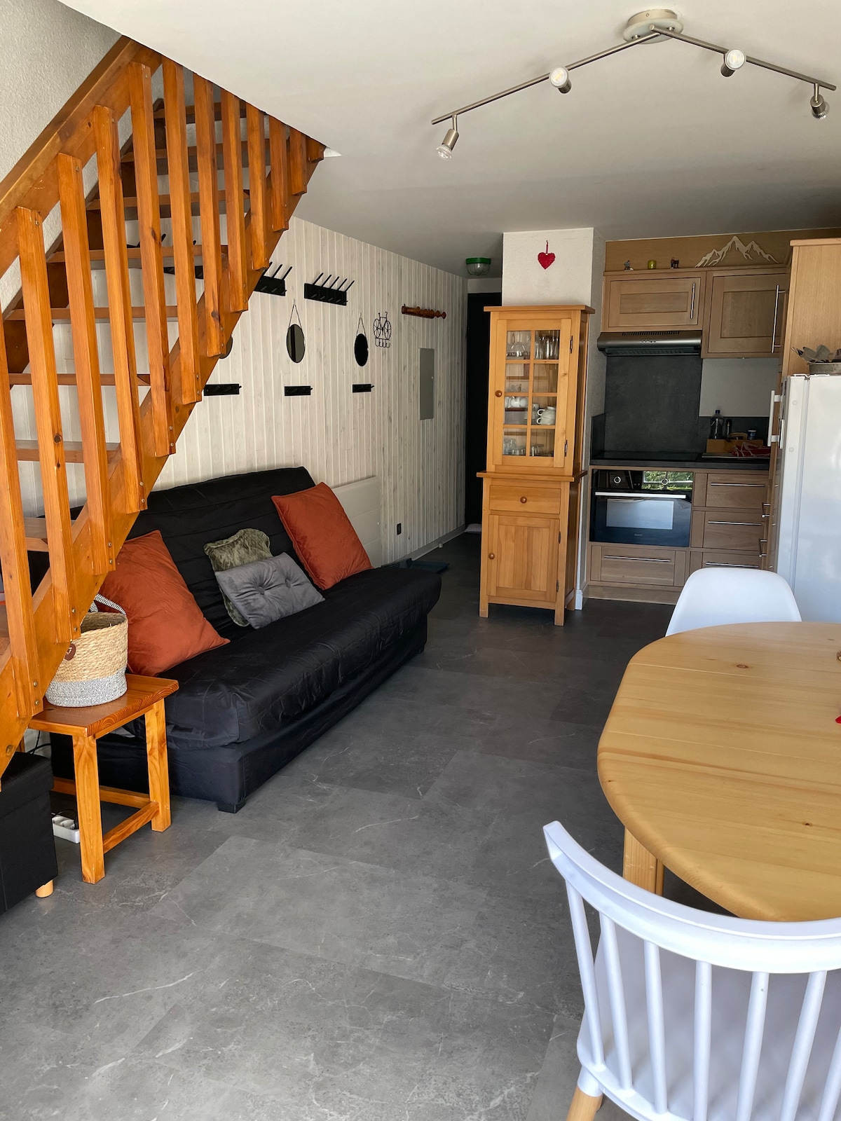 Top Airbnb: 2-bedroom duplex apartment in the heart of Saint Lary Soulan à Saint Lary Soulan