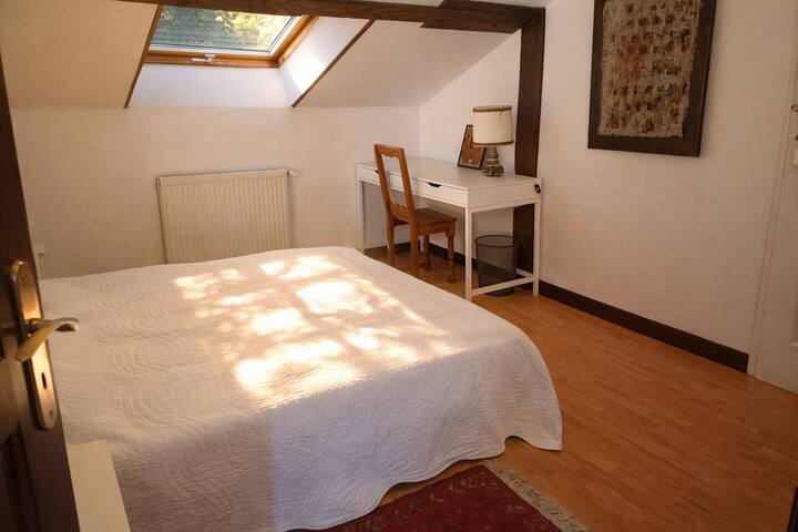 غرفة النوم 8