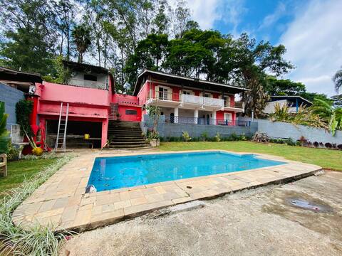 Farmhouse with Pool and Large Yard
