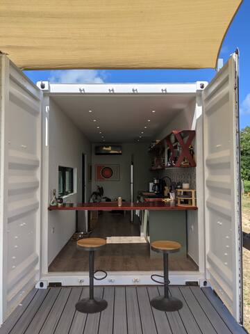 Entire home with 1 bedrooms in Vieques - Playa Negra - Luxury Container Home - Casa NoSe'