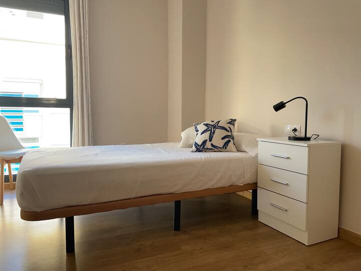 غرفة النوم 2