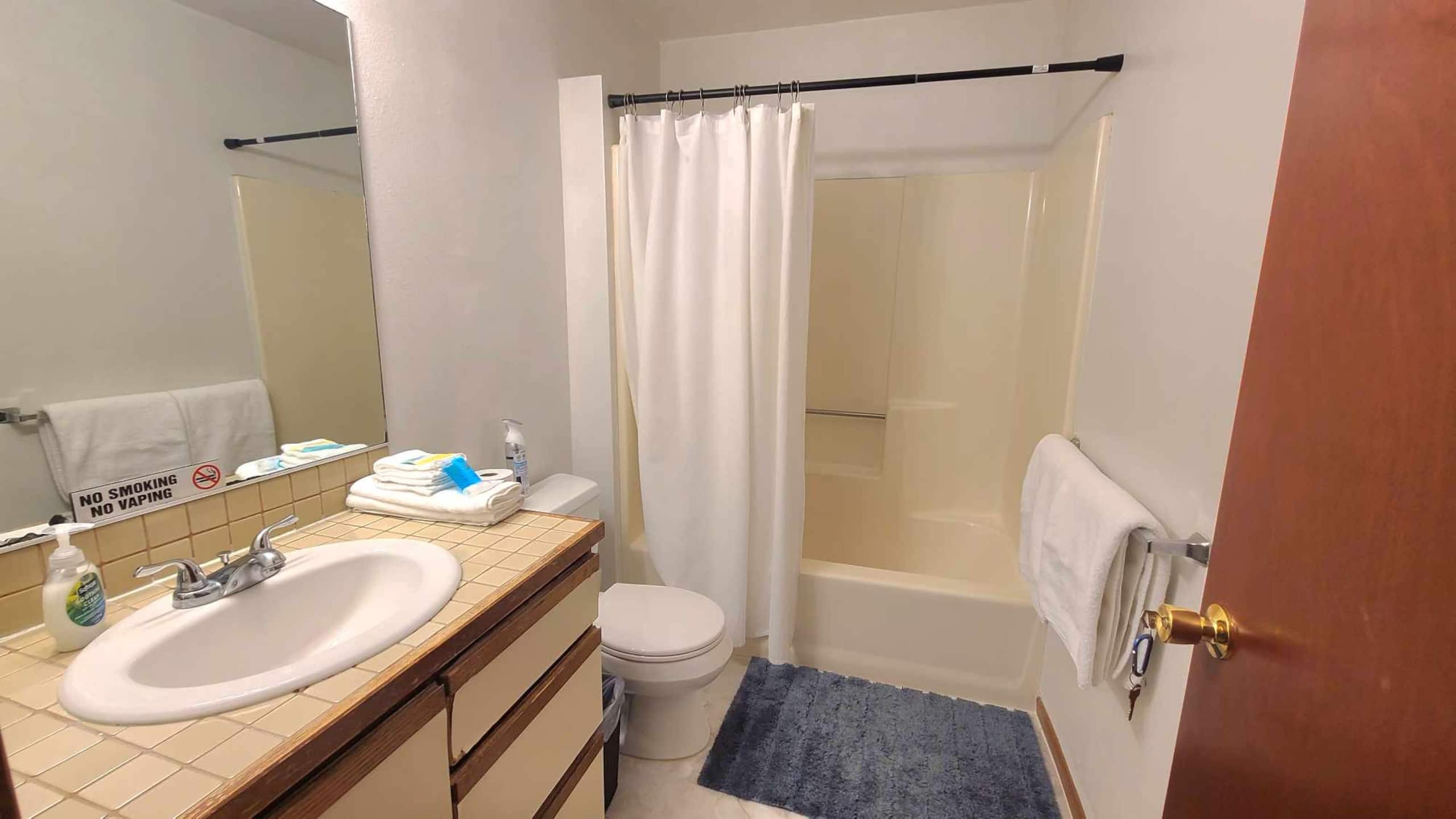 Home in Kailua-Kona · ★4.91 · 1 bedroom · 1 bed · 1 private bath - Image 10