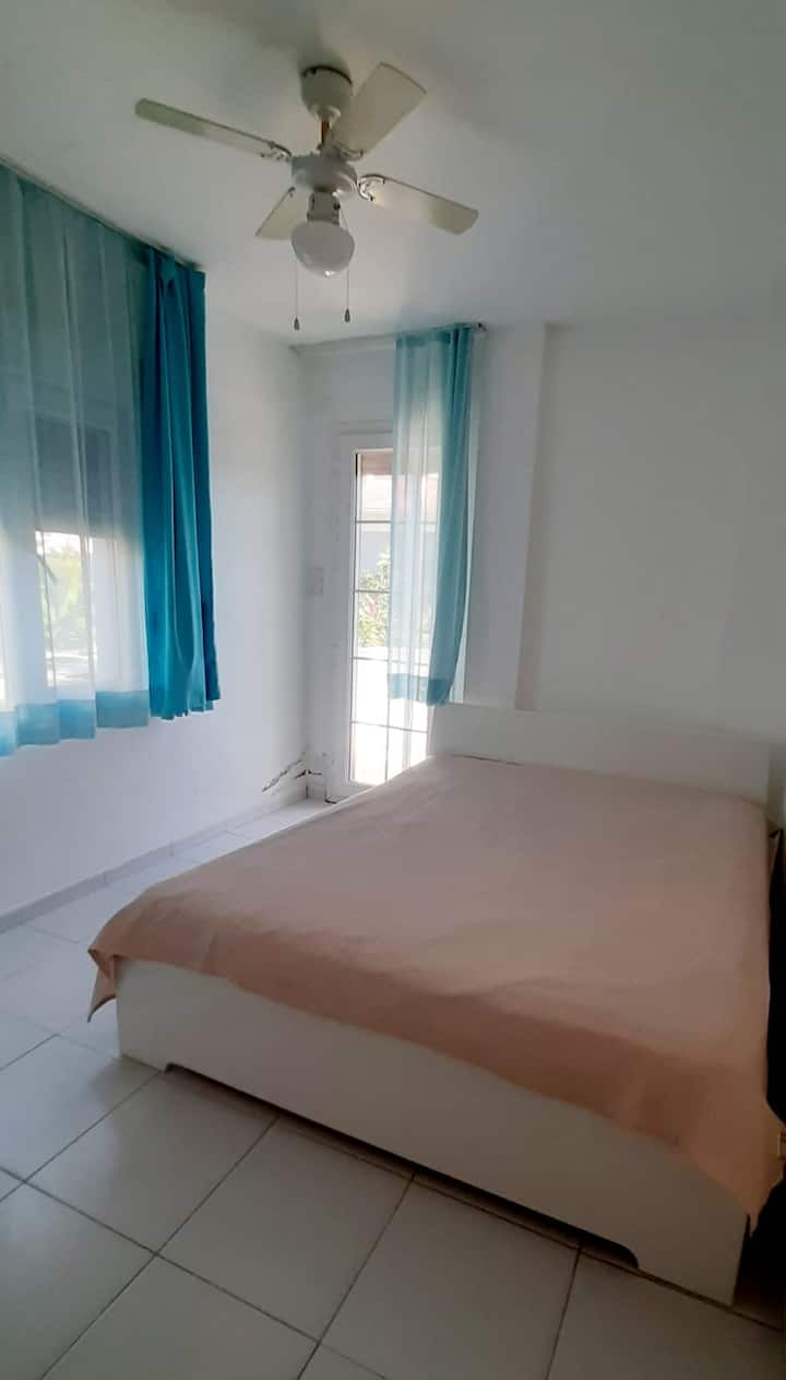 Schlafzimmer 3