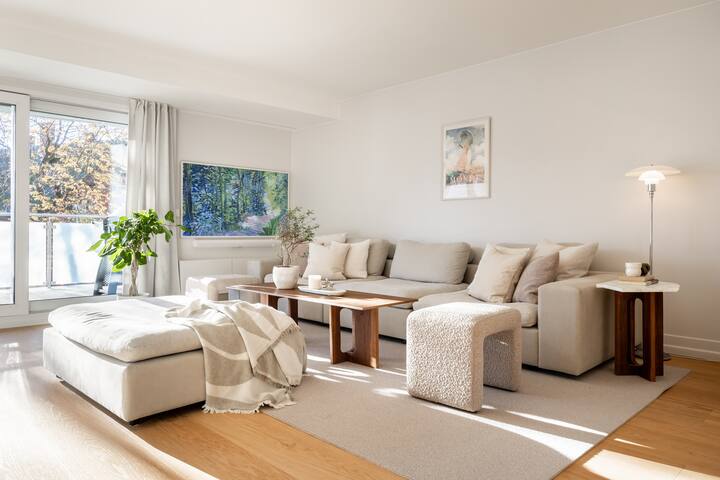 Central and newly renovated apartment gallery image 2