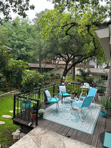 Charming Tarrytown Cozy Nest