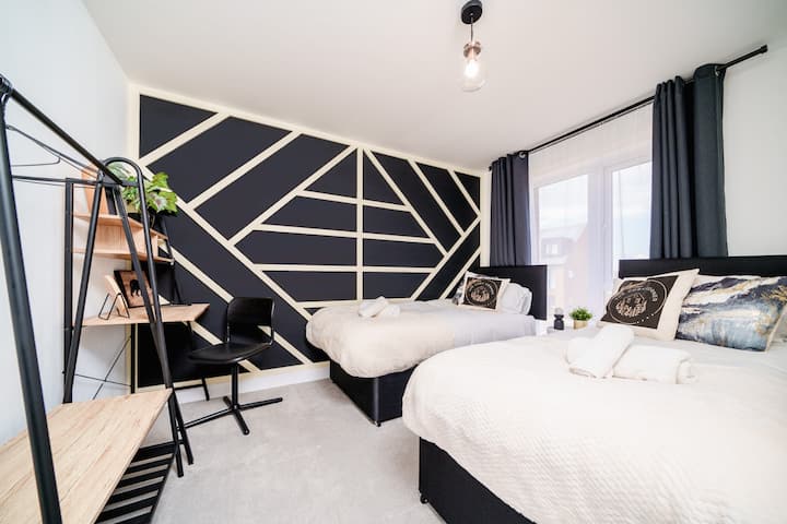 Спалня 3 в The Cosy Corner Nationwide LTD.