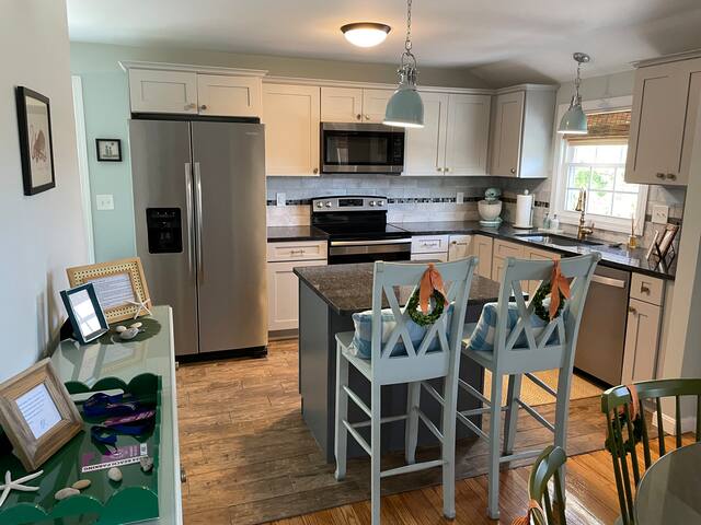 Grey house gallery image 4