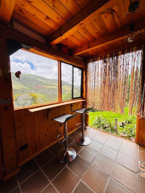 Popular Airbnb listing: Los Girasoles Cabin (Guasca) in Guasca