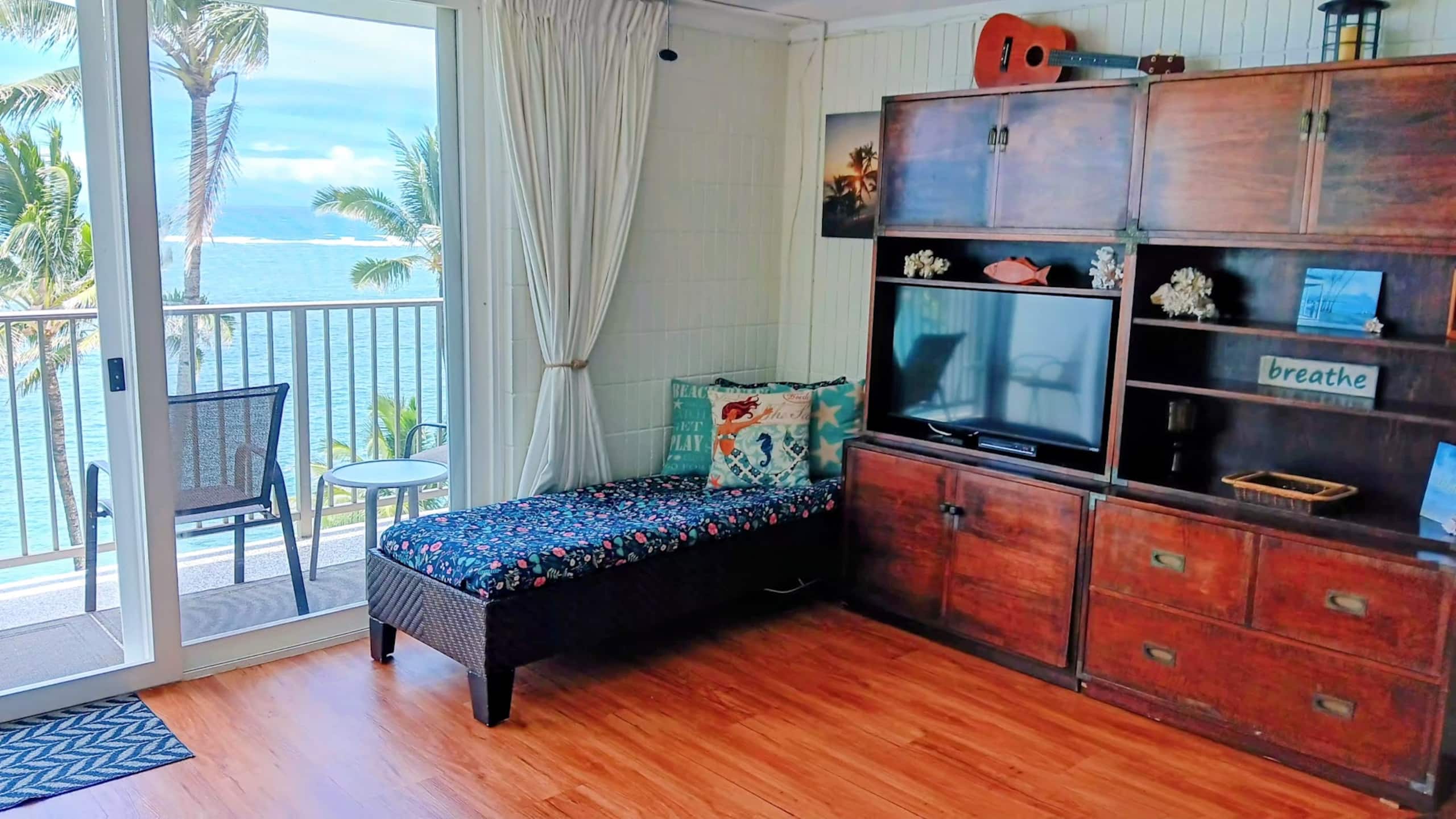 Condo in Hauula · ★4.85 · 1 bedroom · 2 beds · 1 private bath - Image 52