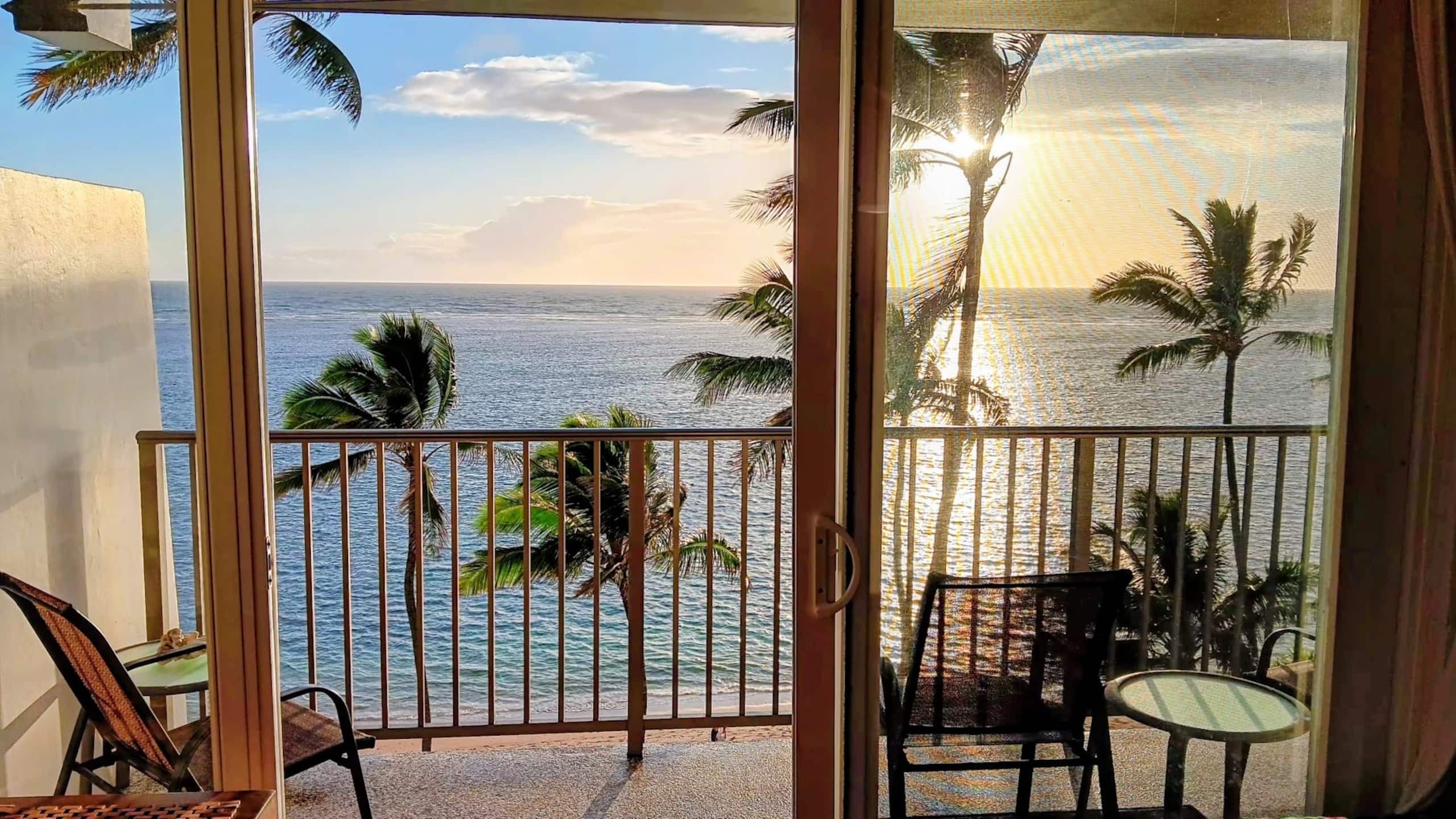 Condo in Hauula · ★4.85 · 1 bedroom · 2 beds · 1 private bath - Image 1