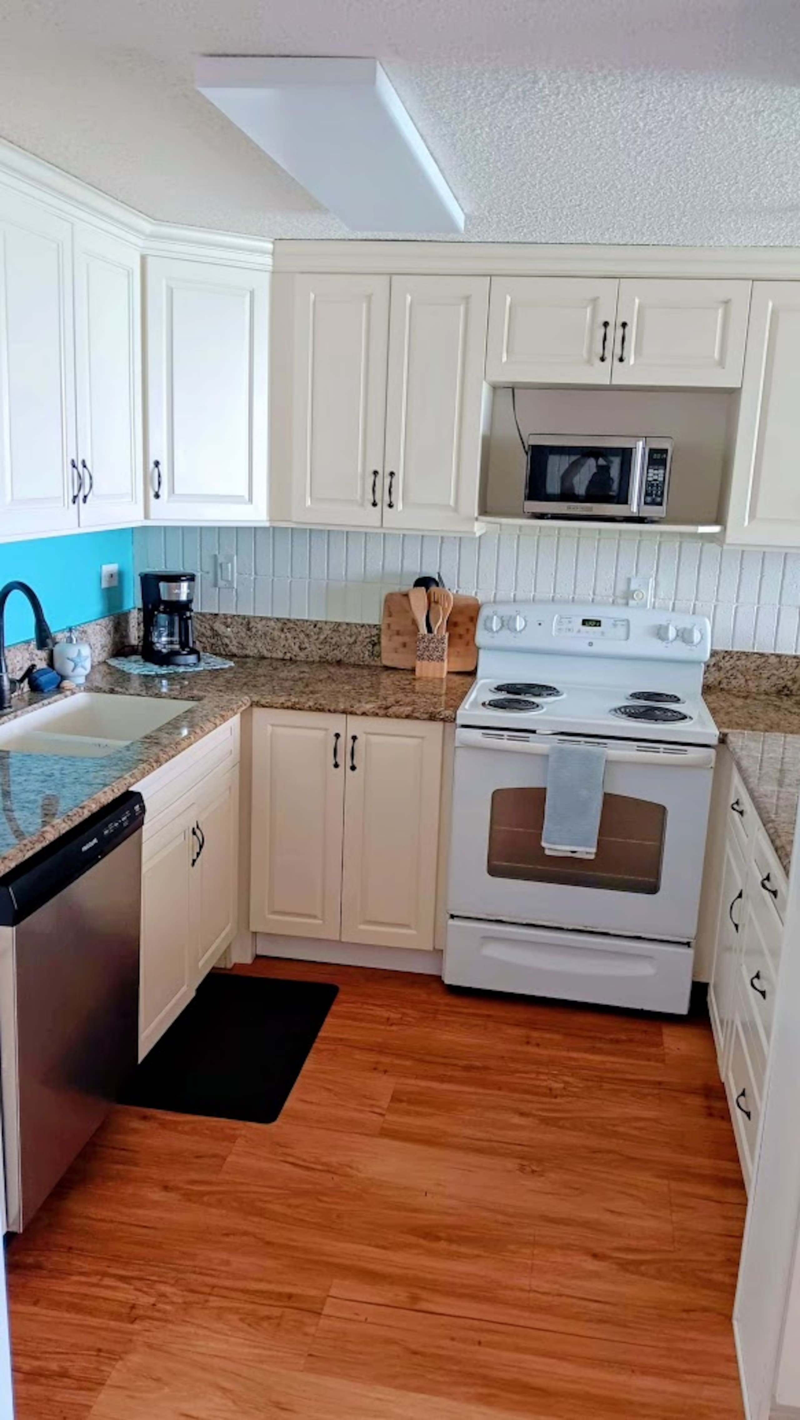 Condo in Hauula · ★4.85 · 1 bedroom · 2 beds · 1 private bath - Image 68