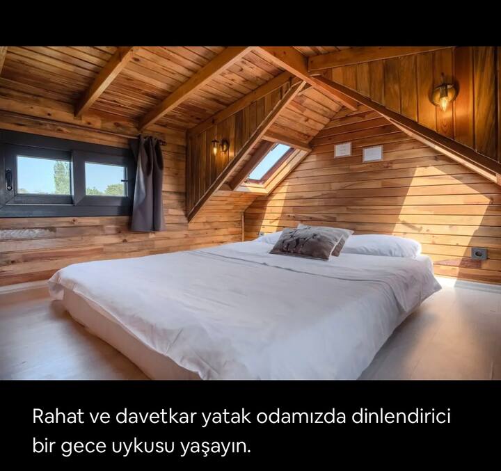 White Tiny House/ Havuz/Şömine /TV/wi-fi/netflix
