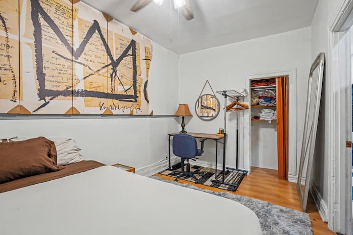 Zen & Artistic Apartment In The South-west - Montreal
