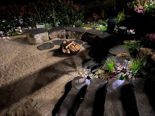 Camellia Waterfall Mountain View Retreat gallery image 2