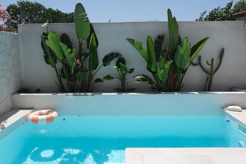 Villa with pool near sea