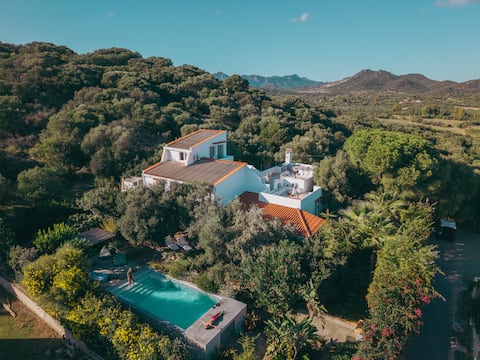 Villa Il Polpo Nero, by Maison Estran | Sardinia