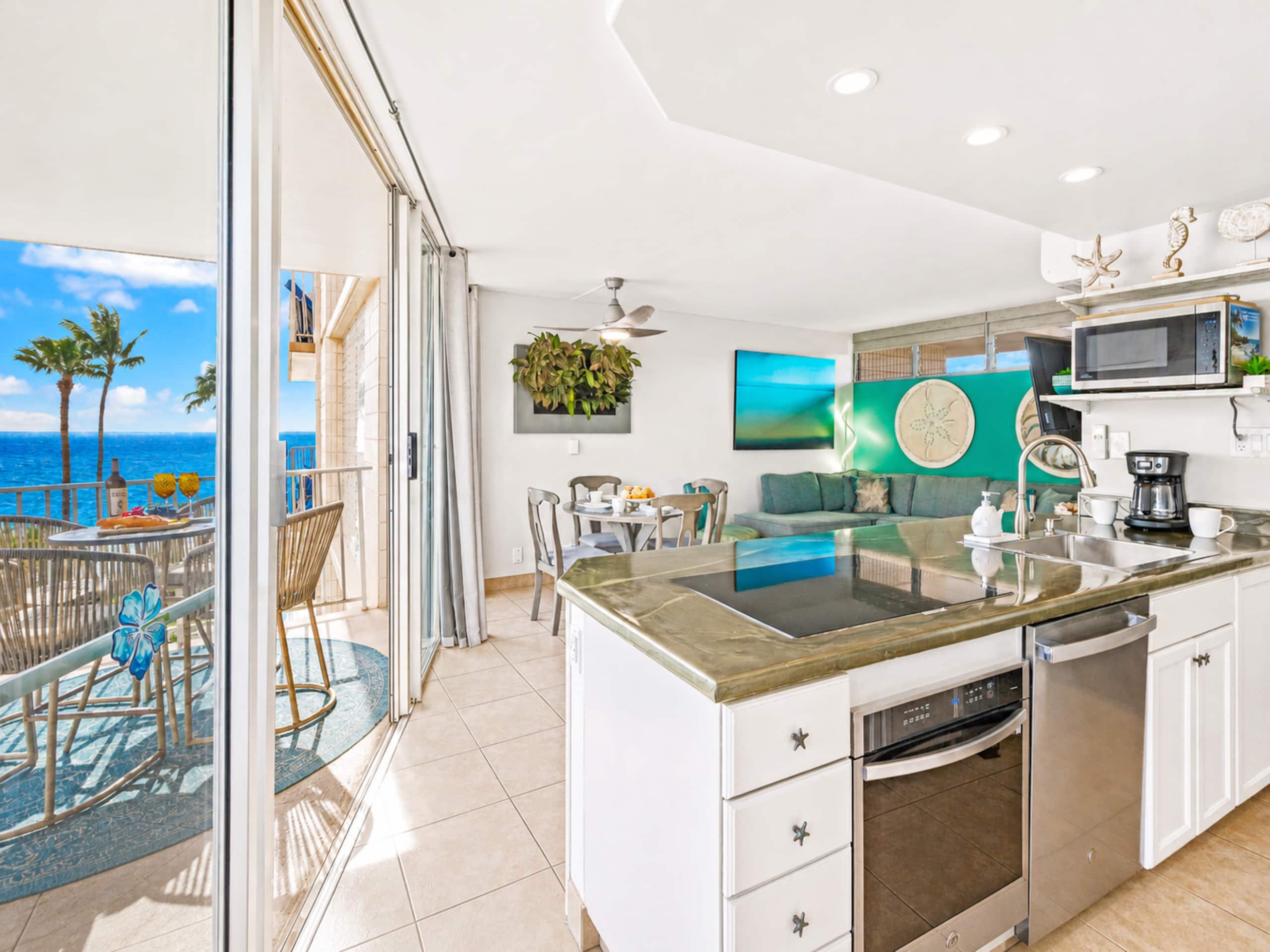 Condo in Kihei · ★4.94 · 2 bedrooms · 2 beds · 2 baths - Image 8