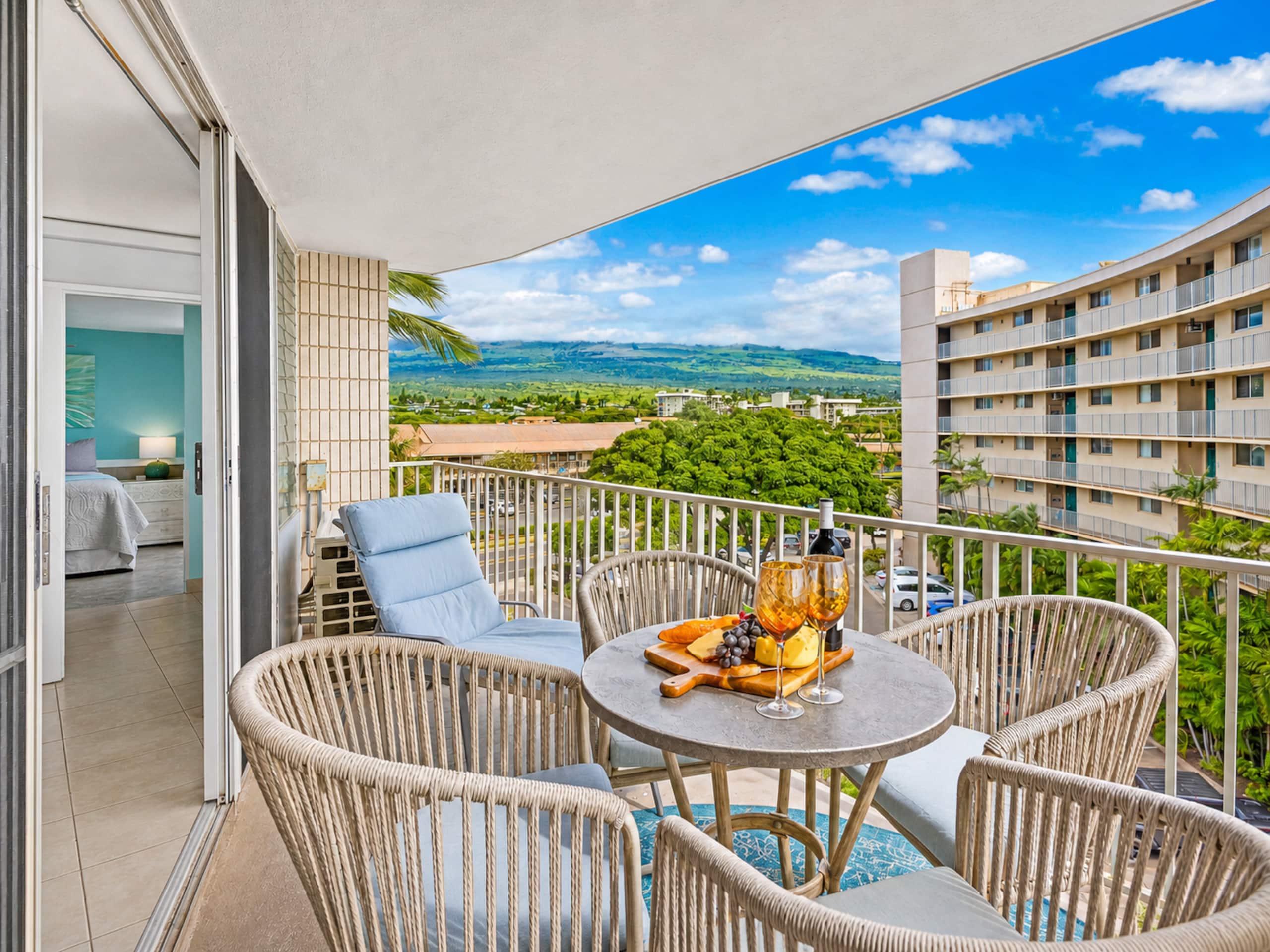 Condo in Kihei · ★4.94 · 2 bedrooms · 2 beds · 2 baths - Image 30