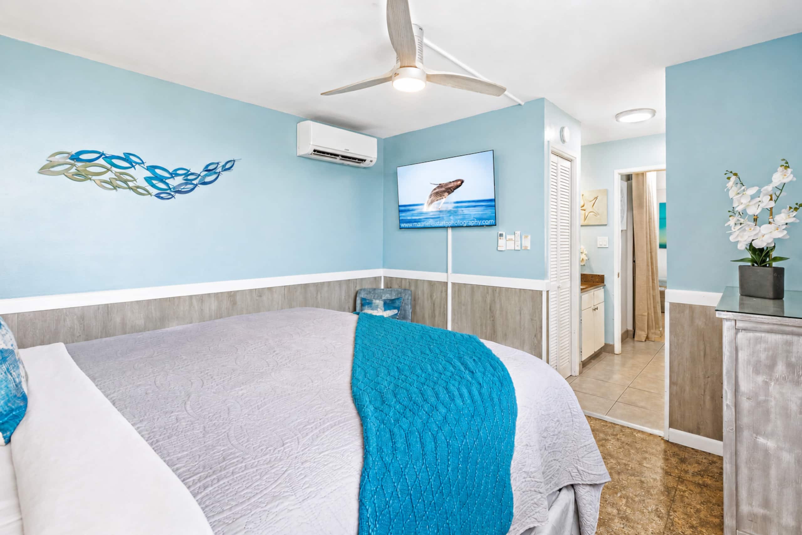 Condo in Kihei · ★4.94 · 2 bedrooms · 2 beds · 2 baths - Image 21