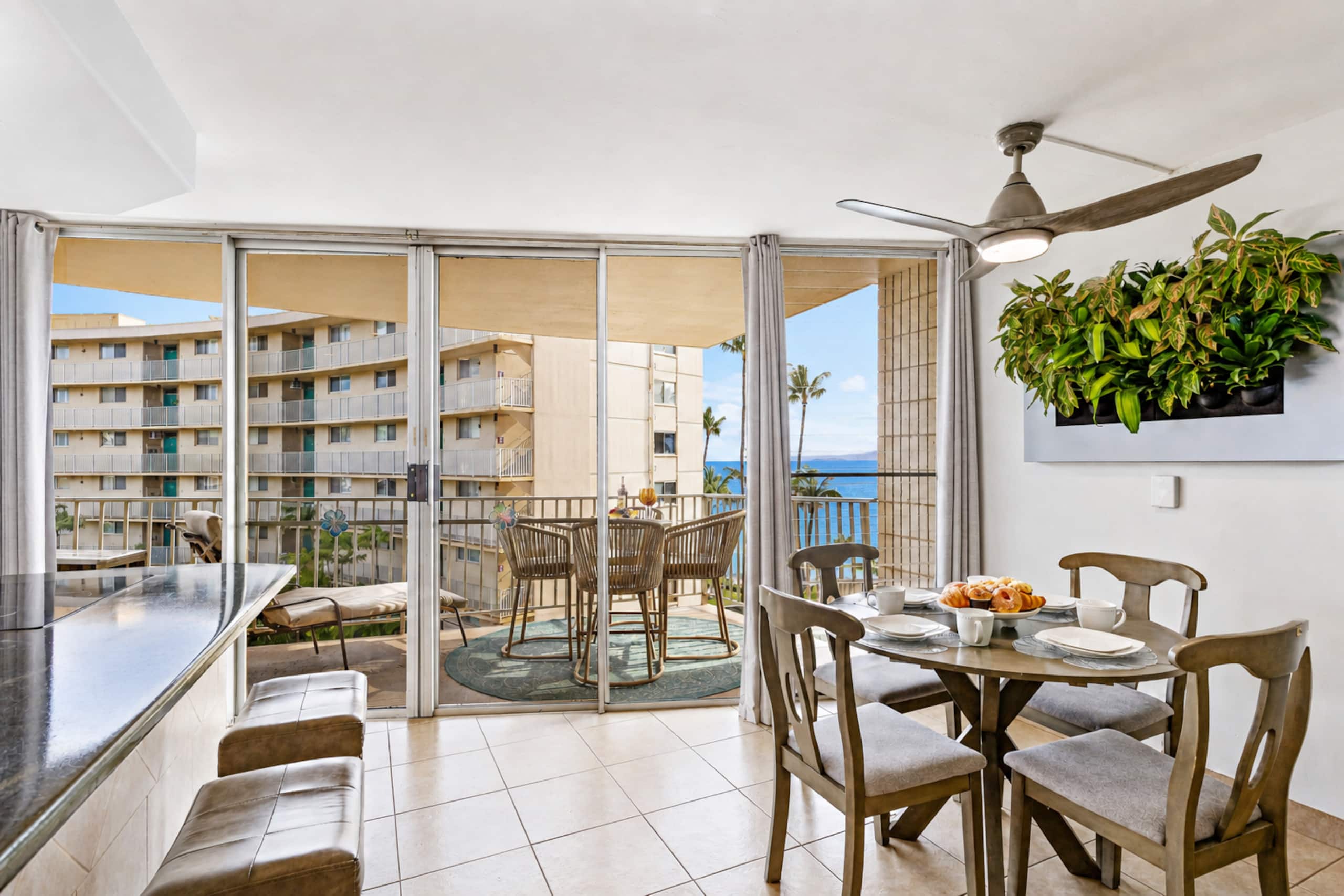 Condo in Kihei · ★4.94 · 2 bedrooms · 2 beds · 2 baths - Image 12