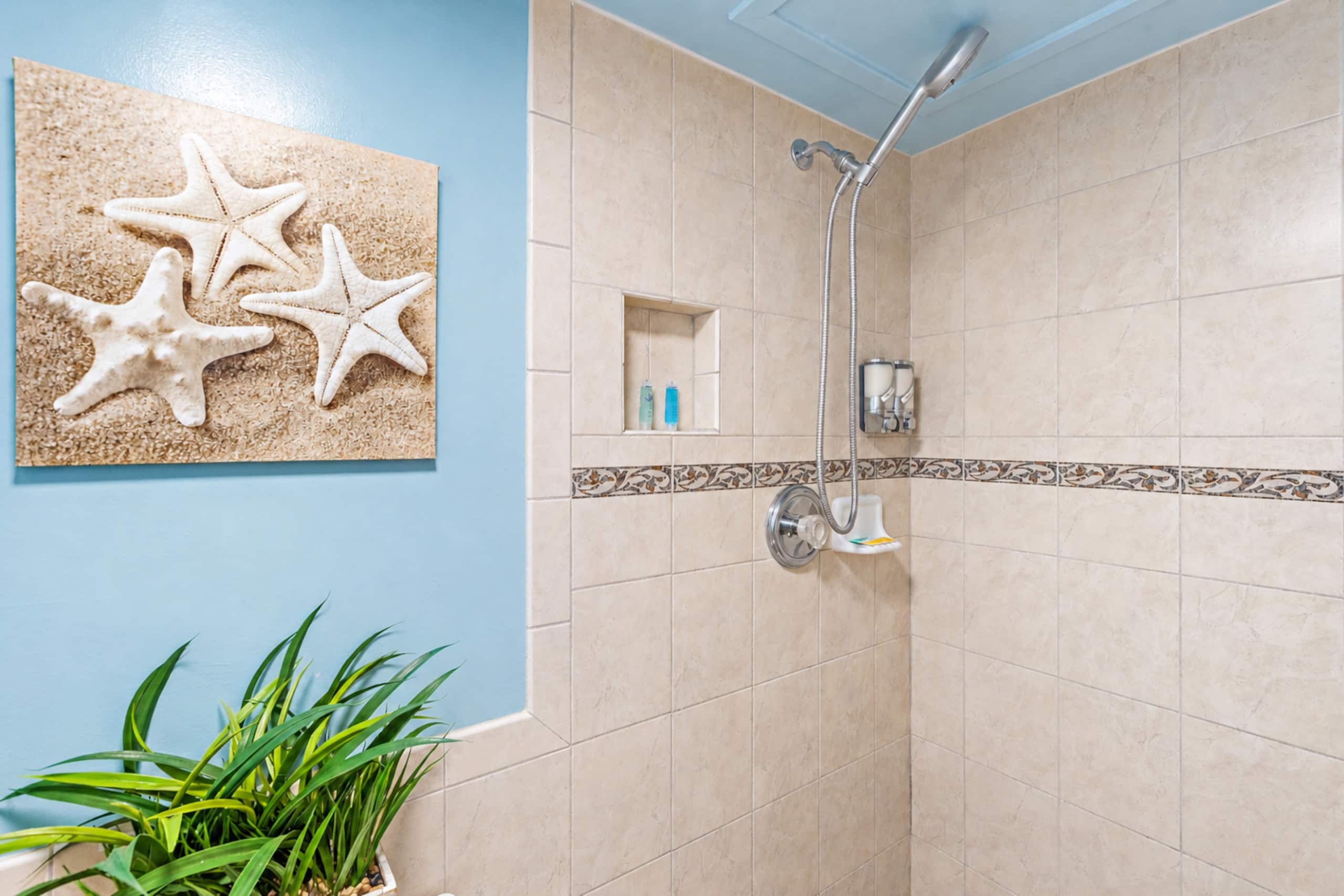 Condo in Kihei · ★4.94 · 2 bedrooms · 2 beds · 2 baths - Image 28