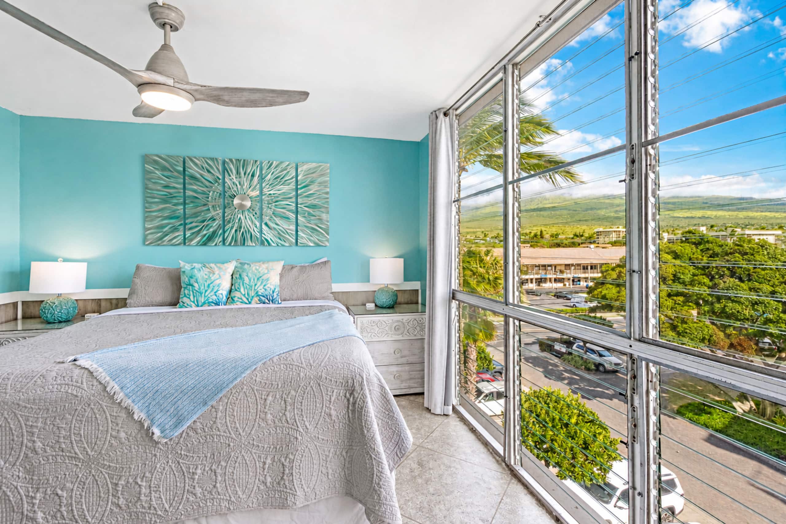 Condo in Kihei · ★4.94 · 2 bedrooms · 2 beds · 2 baths - Image 16