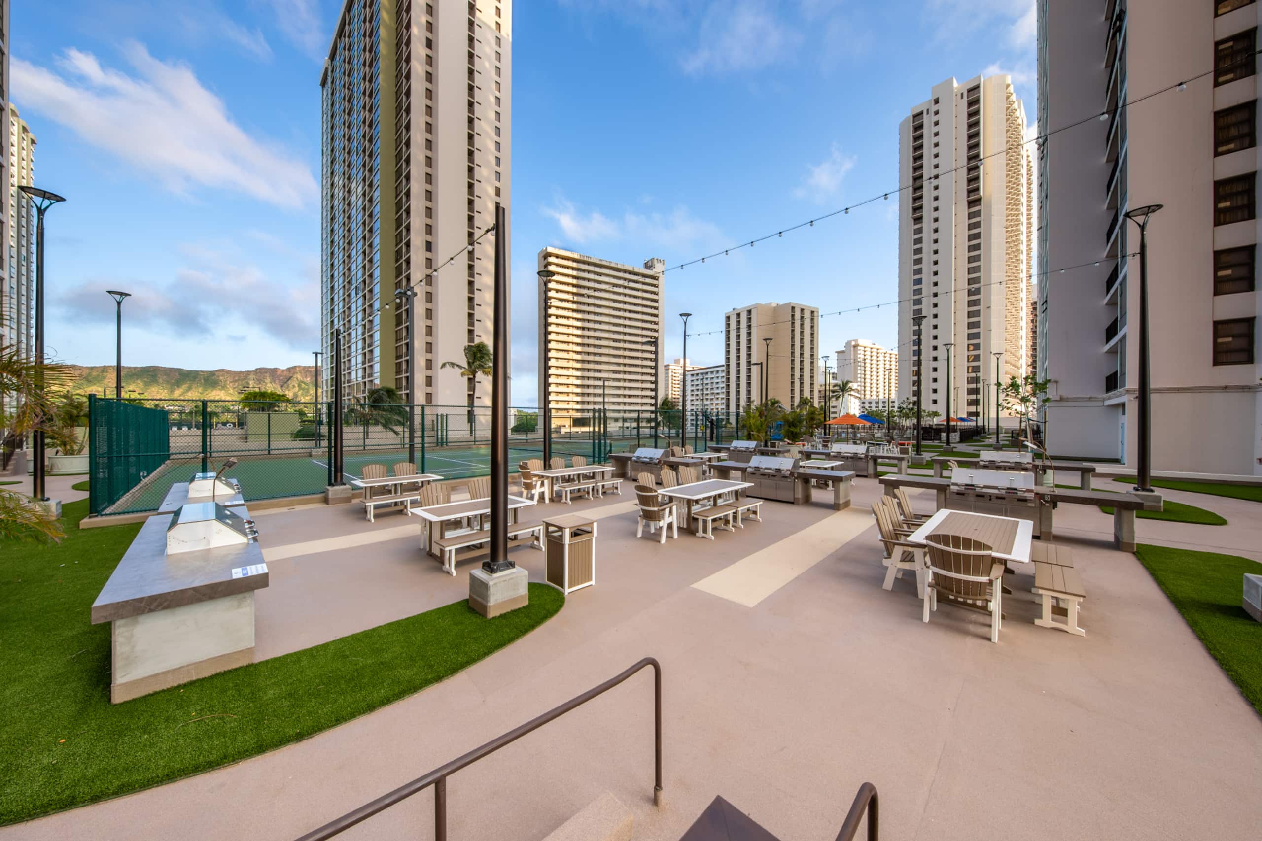 Condo in Honolulu · ★4.55 · 1 bedroom · 2 beds · 1 bath - Image 20