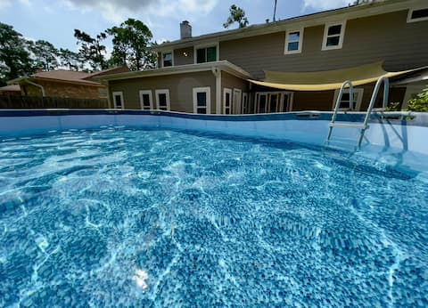 Pool + Hot Tub | 5BR Retreat | Near The Woodlands