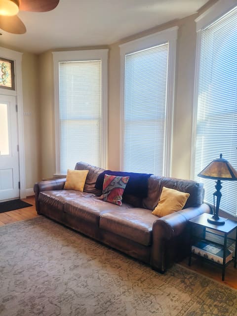 Successful Airbnb property: Historic Mt. Adams Townhome + River View + Parking in Walnut Hills