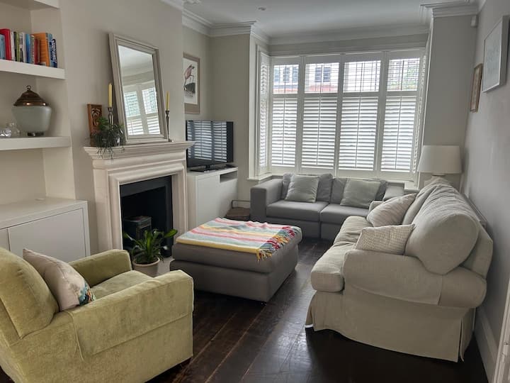 London Family Home Available For August! - Surbiton