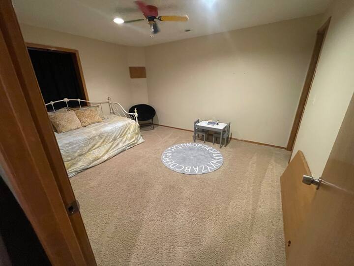 საძინებელი 3