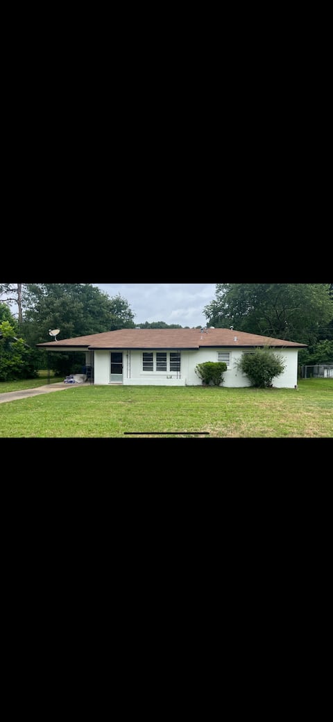 Minden cottage oasis