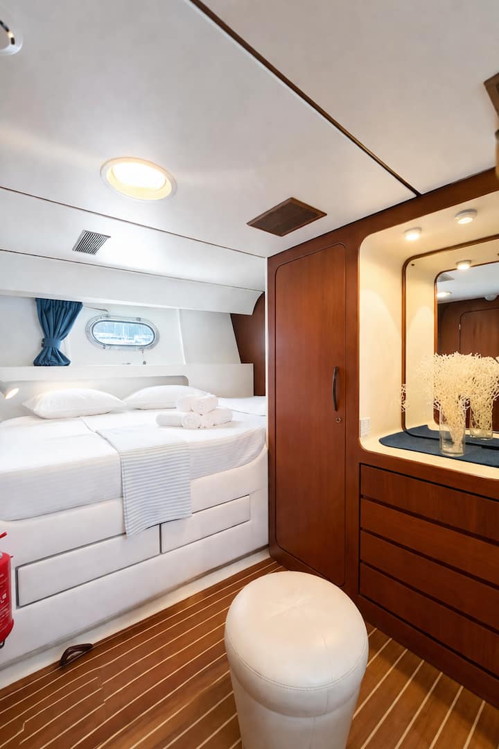 Room 2 Single Beds Yacht,malta - Malta