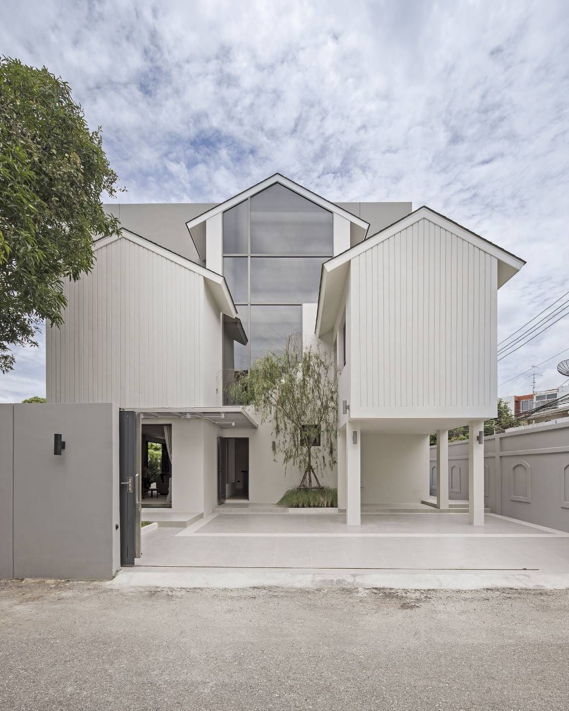 Moderne Luxus-Villa Thonglor BTS &amp; Sukhumvit - Häuser zur Miete in ...