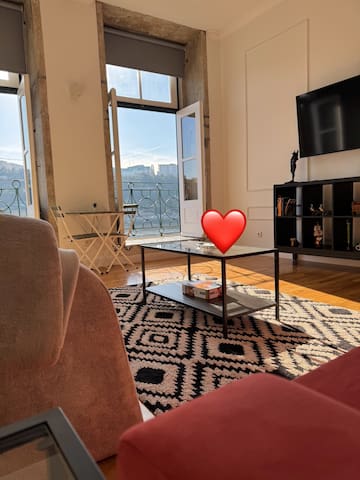 Luxury stay apart. overlooking the Douro river