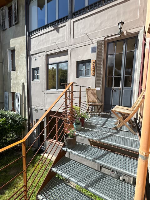 Group stay in Savoie / Mountain biking