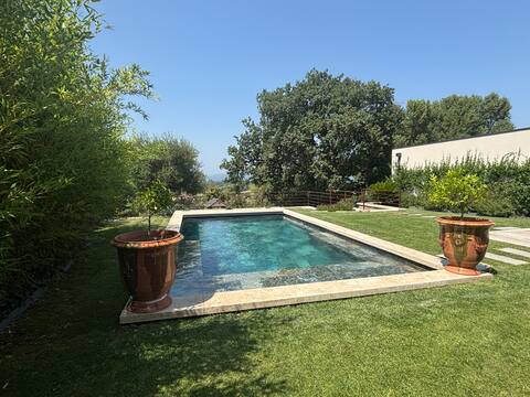 Beautiful family villa with pool