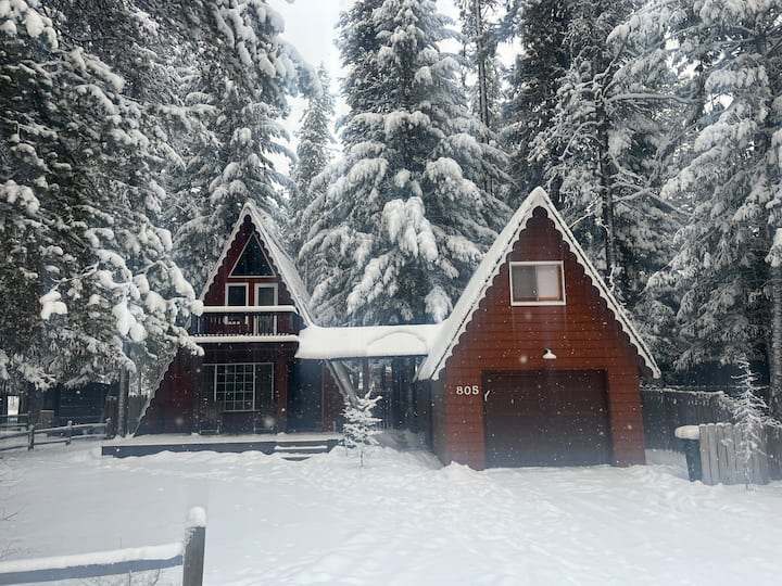 AFrame Adventure Unplug & Reconnect Cabins for Rent in McCall
