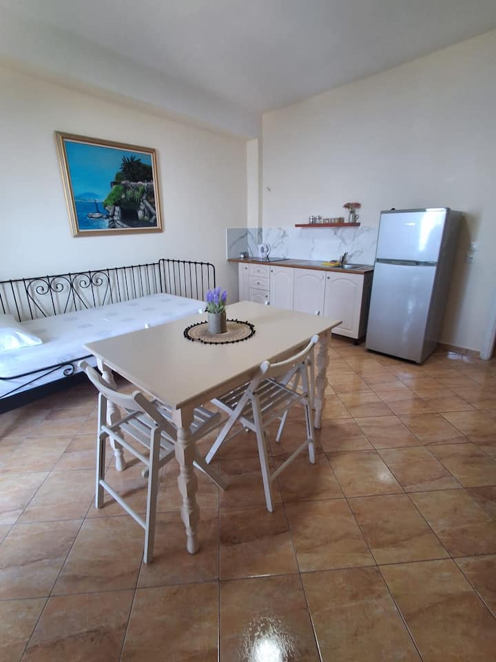 Sea View Luxury Apartment In Dhërmi - Dhërmi