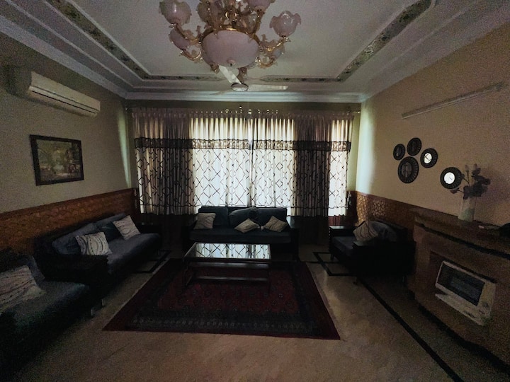 3 Bdr | Portion | Villa | Luxury | F11-2 | Ellite - Islamabad