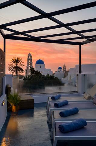 Marillia’s elegance collection with blue dome view