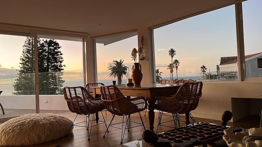 “Rockabye” Beach House , Llandudno