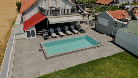 Dimosthenis House, private pool & sauna